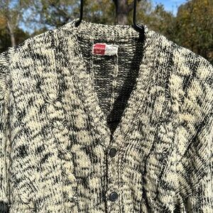 Vintage Men’s Black Beige Milwaukee Knit Cardigan Virgin Wool
